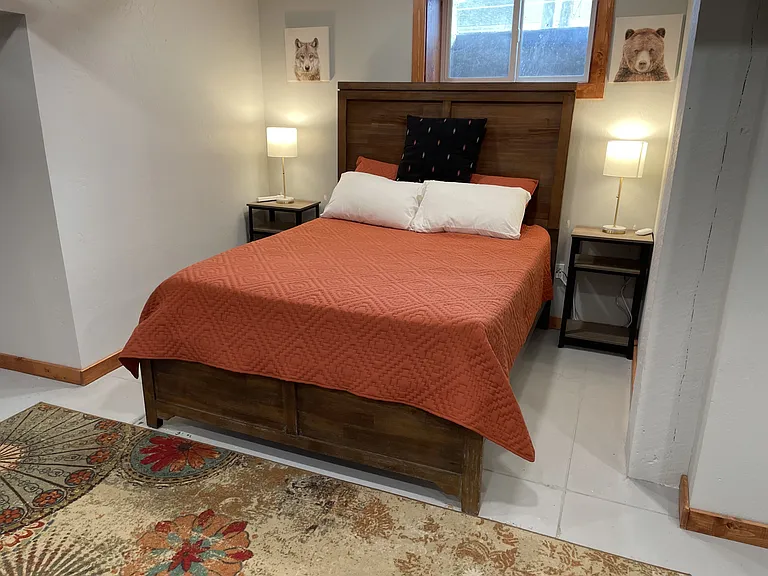 418 W Callender St #4 — Photo 4