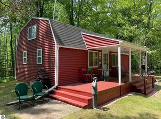 5218 E Laird Lake Rd, Hale, MI 48739