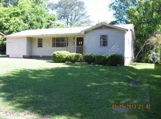 1622 Maria Dr, Jackson, MS 39204