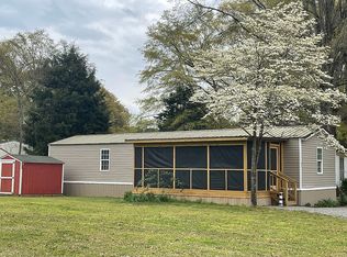 63 Lake Dr, Cropwell, AL 35054