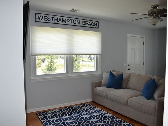 3rd image of 32 Sea Breeze Ave
