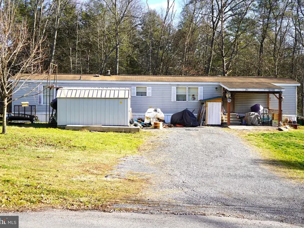 1656 Arch Rock Rd, Mifflintown, PA 17059