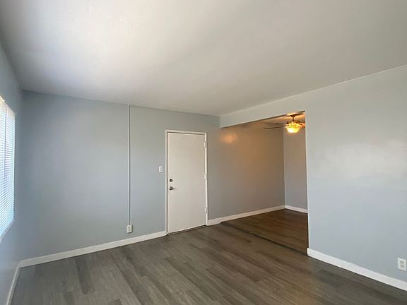 4th image of 1431 Elm Ave APT 1