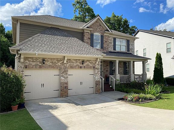 3rd image of 1320 Newbridge Cir