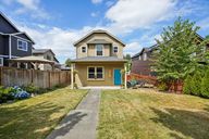 Jewelberry Ave-S2807-001.jpg
