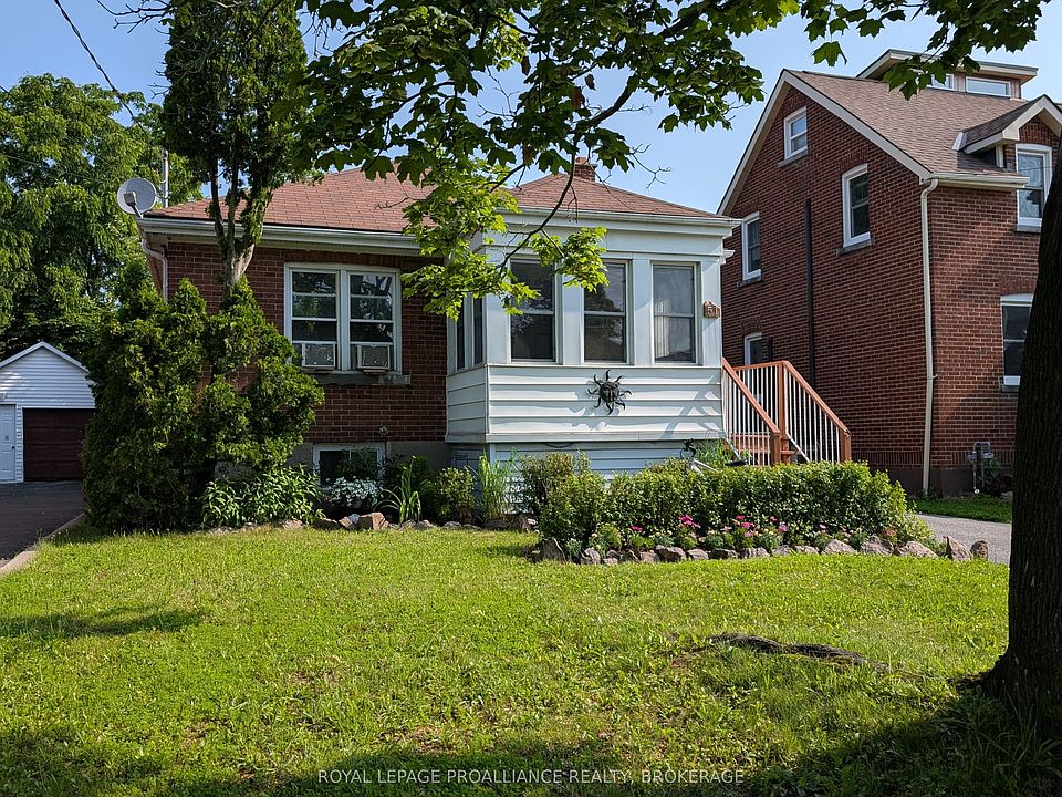 1st image of 51 Dundas St