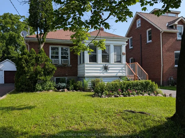 51 Dundas St, Kingston, ON K7L 1N4