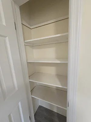 Rented by Voro Purple LLC | media 13