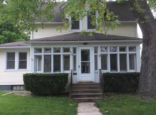 638 E 4th St, Mishawaka, IN 46544