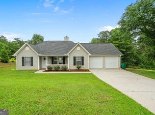 11 Madison Cir, Adairsville, GA 30103