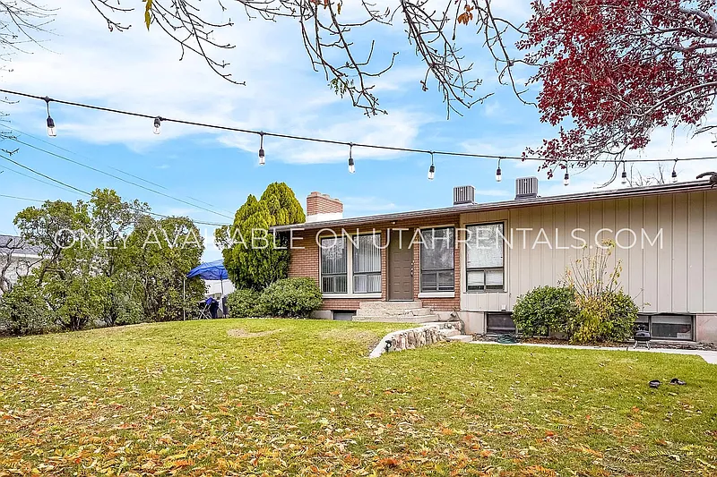 Building Photo - 6773 S 1300 W #A