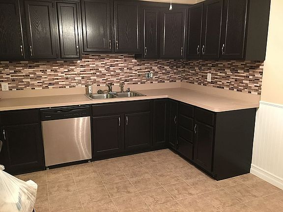 2nd image of 33710 Kathryn St