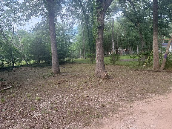 3rd image of 9392 Private Road 3829