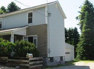 520 Center Hill Rd, Pittsburgh, PA 15239