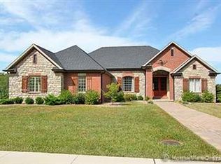 5686 Langholm Dr, Cape Girardeau, MO 63701