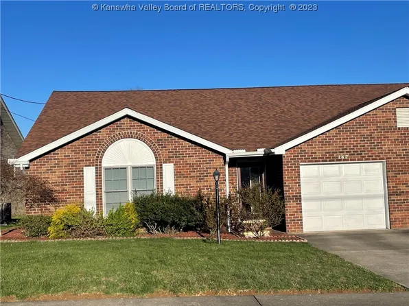 147 Belle Acres Rd, Scott Depot, WV 25560