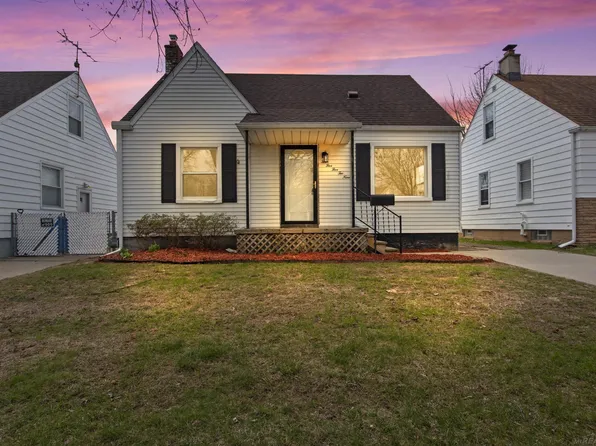 25529 Stanford St, Dearborn Heights, MI 48125