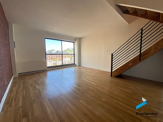 Rented by FirstService Realty (legacy) | media 15