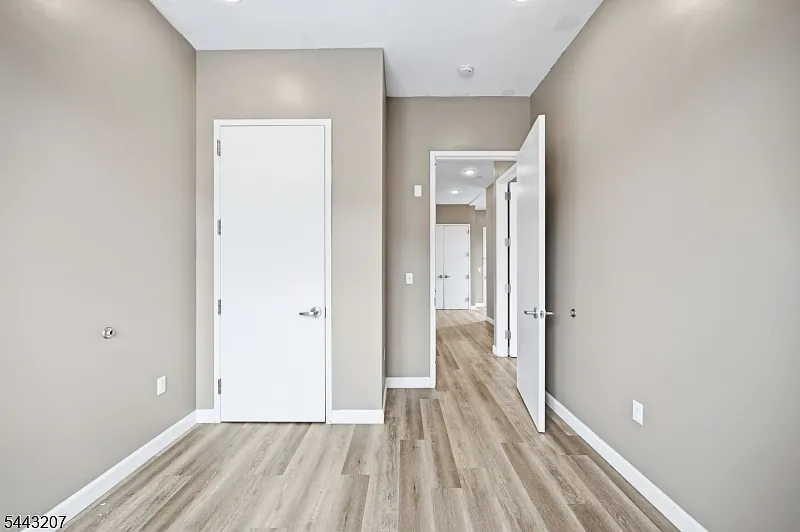 1 bed, 1.0 bath, $2,550 — Photo 3