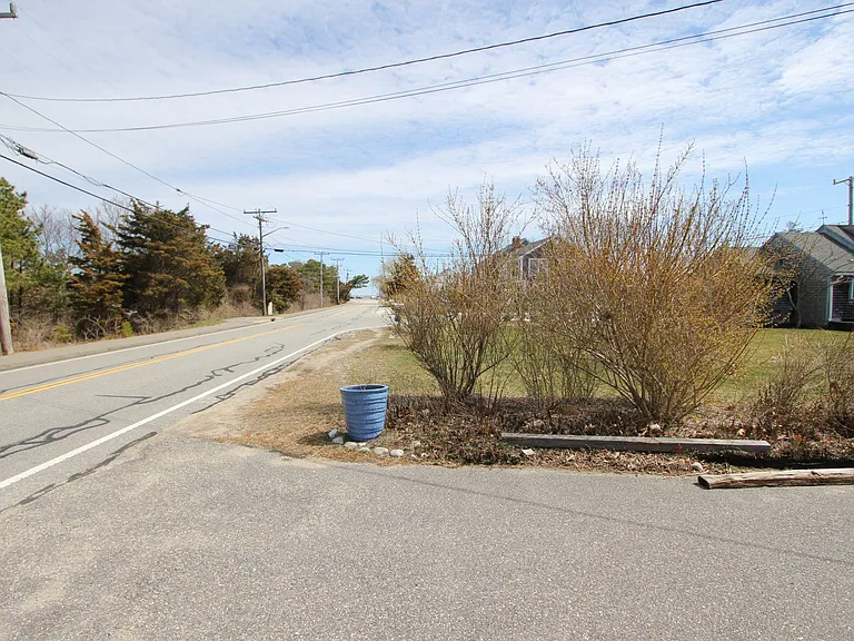 68 Town Neck Rd — Photo 15