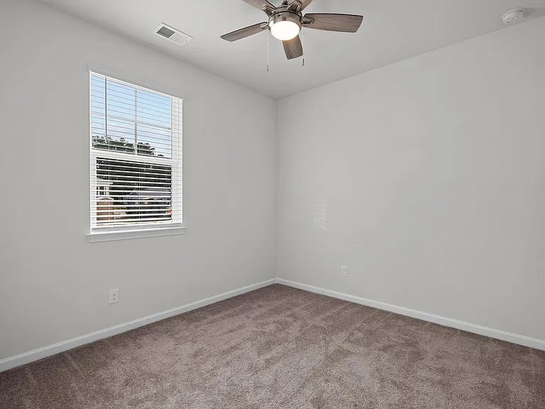Lightered Knot Ct SE — Photo 19
