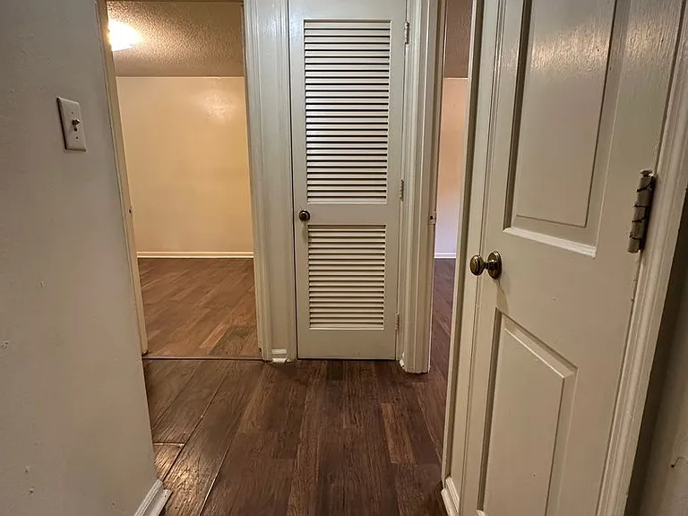 3336 Pinewood Ave — Photo 6