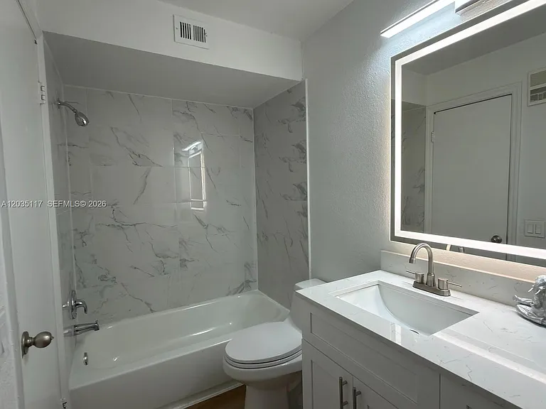 12840 Vista Isles Dr #627 — Photo 12