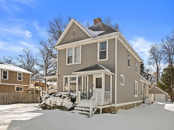 2nd image of 501 W Winnebago St