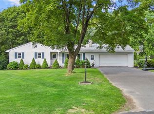 72 Bayview Cir, Wolcott, CT 06716