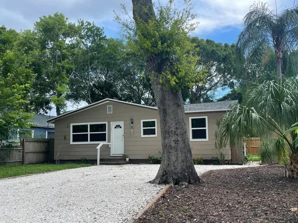 1121 Queen St N, Saint Petersburg, FL 33713