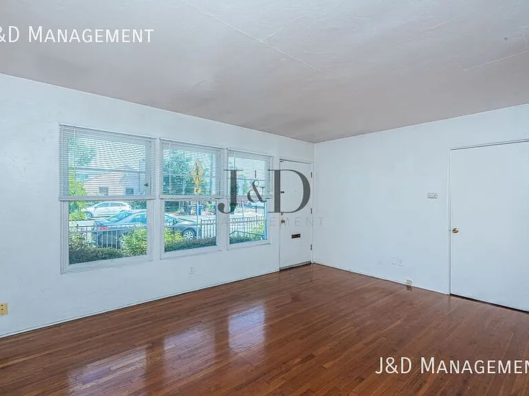 4372 Louisiana St #4372 — Photo 5