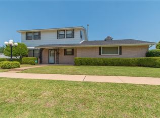 8604 S Youngs Blvd, Oklahoma City, OK 73159