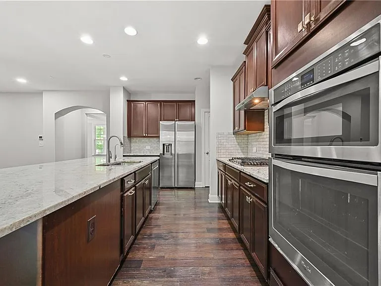9965 Cameron Parc Cir — Photo 15