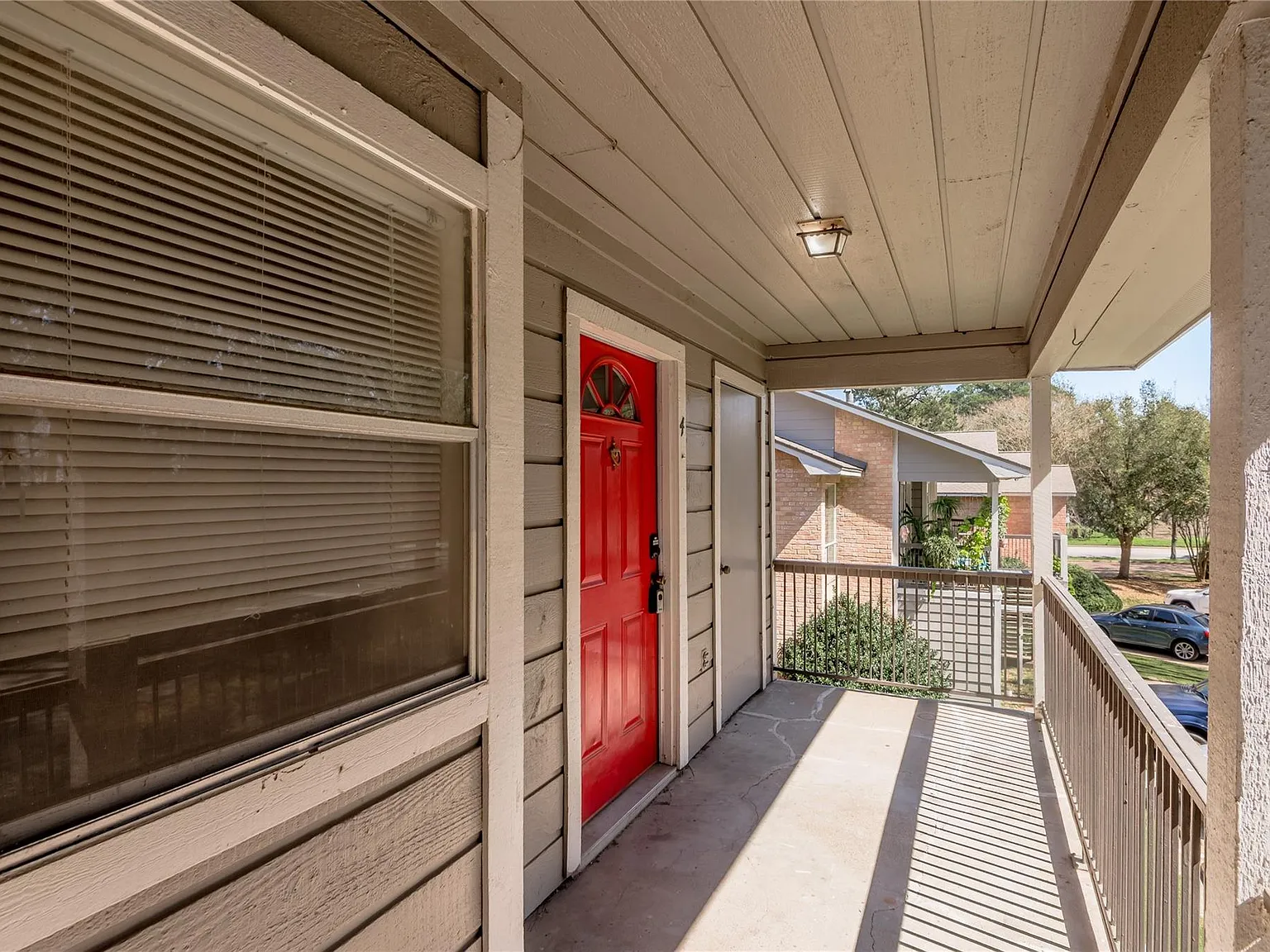 2 bed, 2.0 bath, 1025 sqft, $1,250 — Photo 4