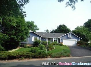 15030 Chestnut Dr, Burnsville, MN 55306