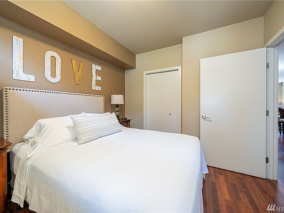 5th image of 2220 W Woodin Ave #206