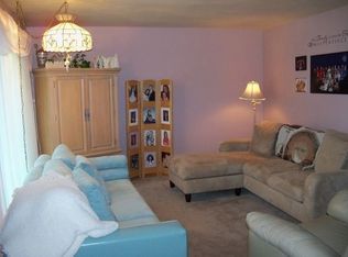 105 Clearview Dr, Evans City, PA 16033