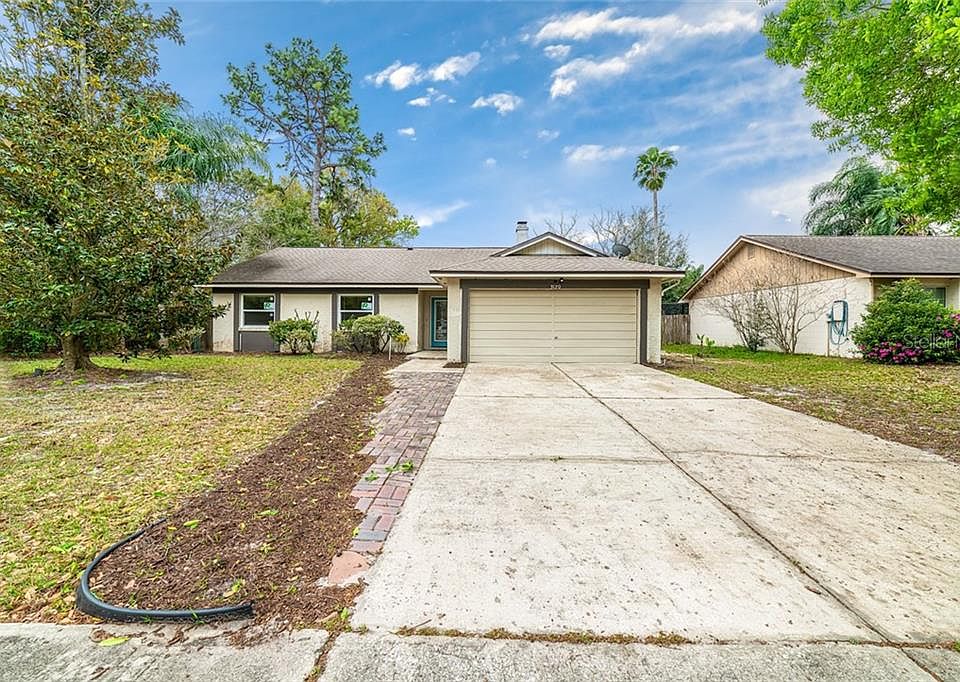 1st image of 3120 S Orleans Way