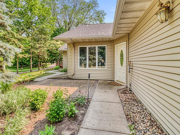 4th image of 1637 Long Bridge Rd