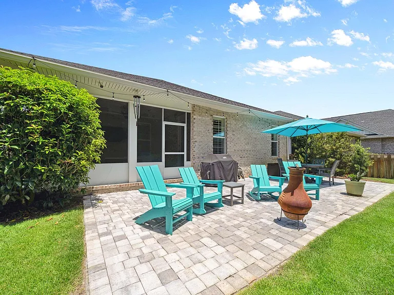 327 Cobalt Ln — Photo 37