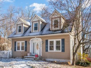 53 Brooklyn Rd, Stanhope Boro, NJ 07874