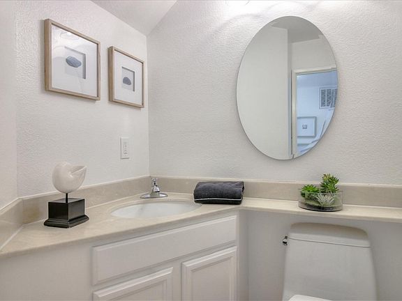 4th image of 4174 Blackford Cir