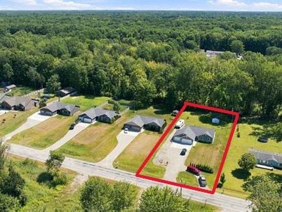 3rd image of 9475 Folkert Rd