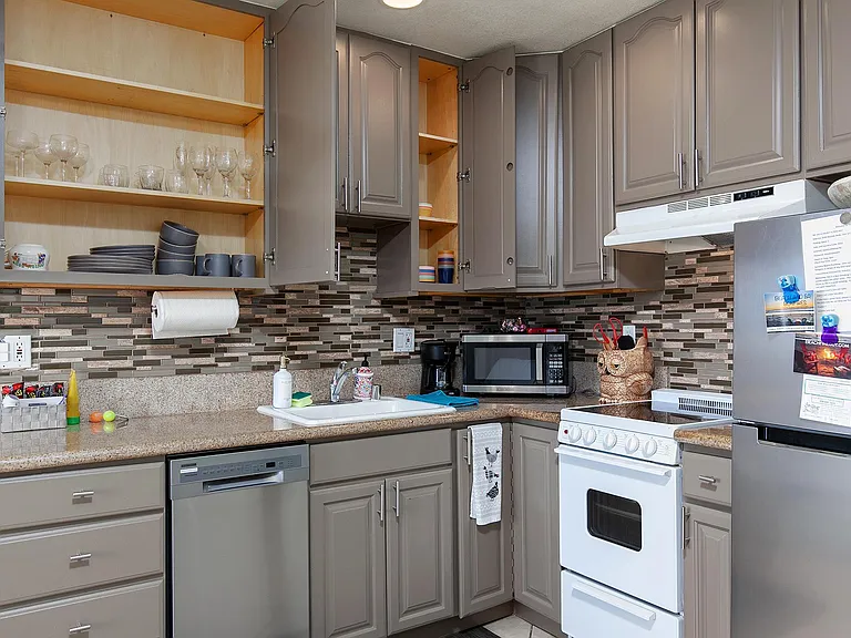 3550 Bayside Walk #101 — Photo 23