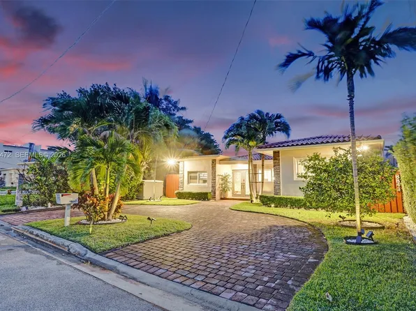 8843 Hawthorne Ave, Surfside, FL 33154