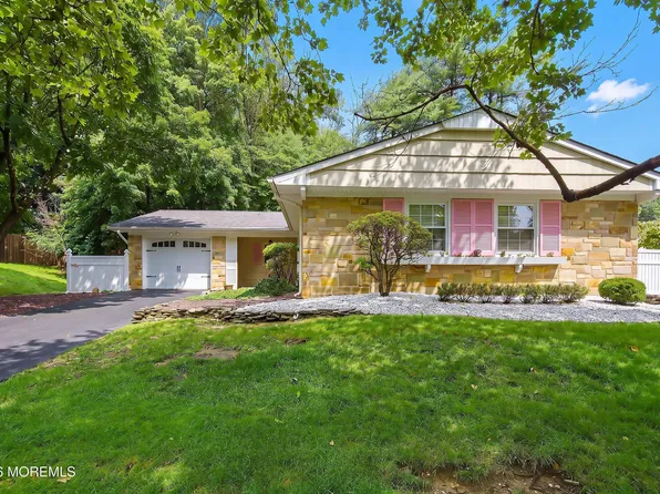 95 Idlebrook Lane, Aberdeen, NJ 07747