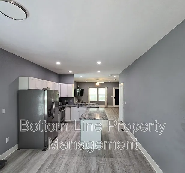 51 Hawthorne St SW — Photo 13