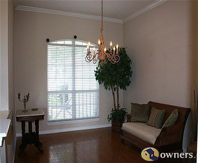 Formal dining room