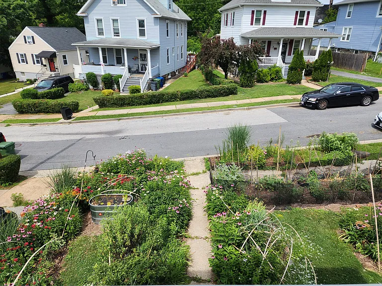 2806 Silver Hill Ave — Photo 14