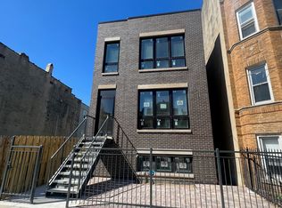 3014 W Warren Blvd, Chicago, IL 60612
